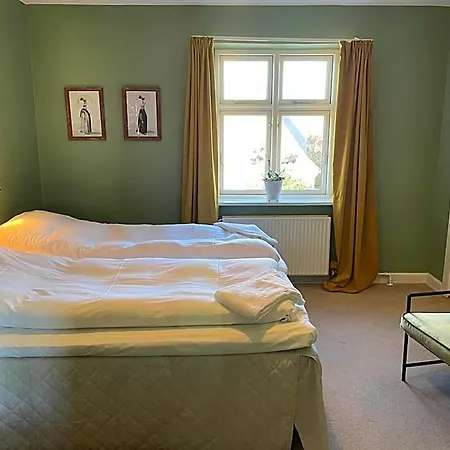 A Hotel 3*